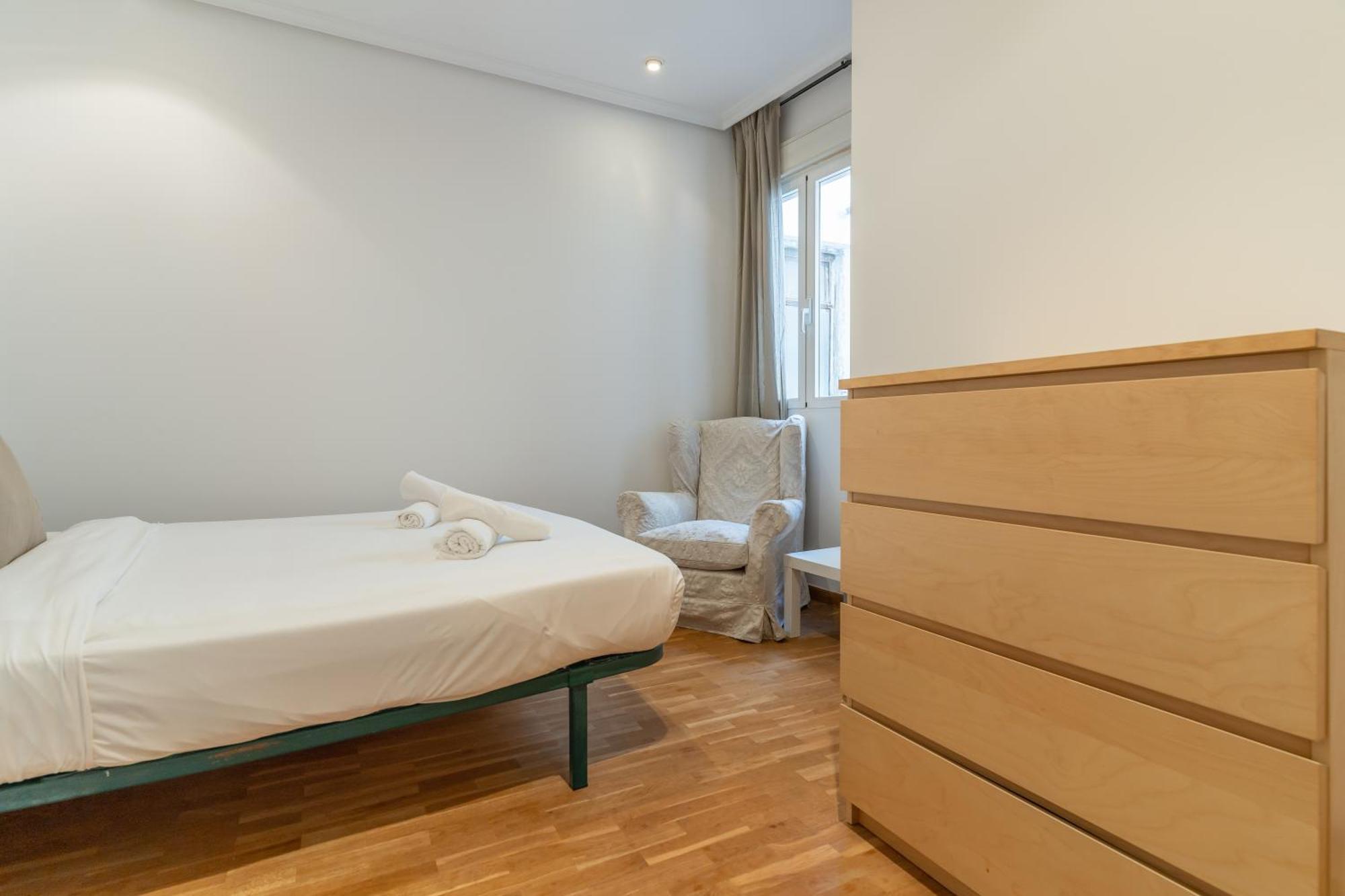 Cozy -1bedroom 1bath -anton Martin Apartamento